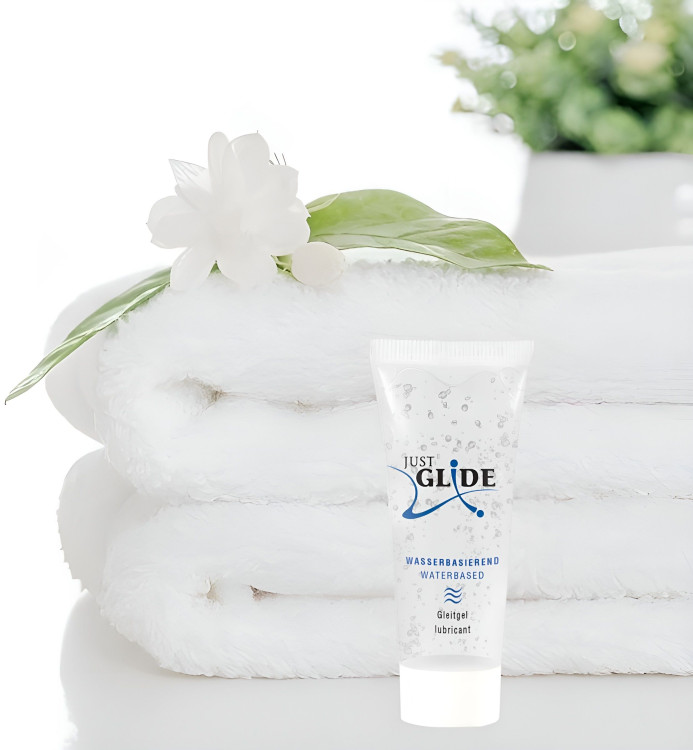 Гель-смазка на водной основе Just Glide - 20 мл. Гель-смазка на водной основе Just Glide - 20 мл.