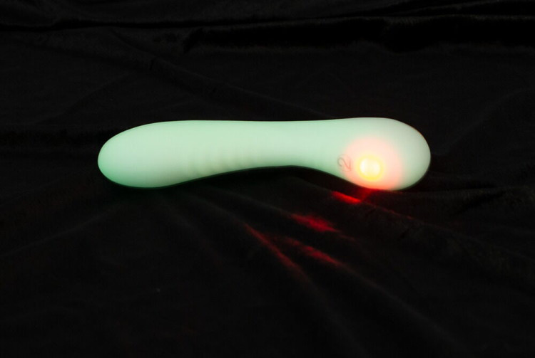 Люминесцентный вибратор для точки G Glow in the dark G-Spot - 17,9 см. Люминесцентный вибратор для точки G Glow in the dark G-Spot - 17,9 см.